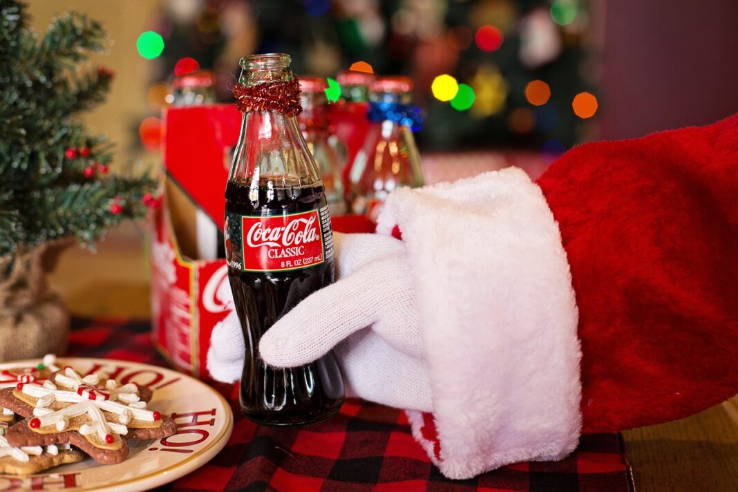 Babbo Natale in verde: Coca-Cola cambia il look di Santa Claus