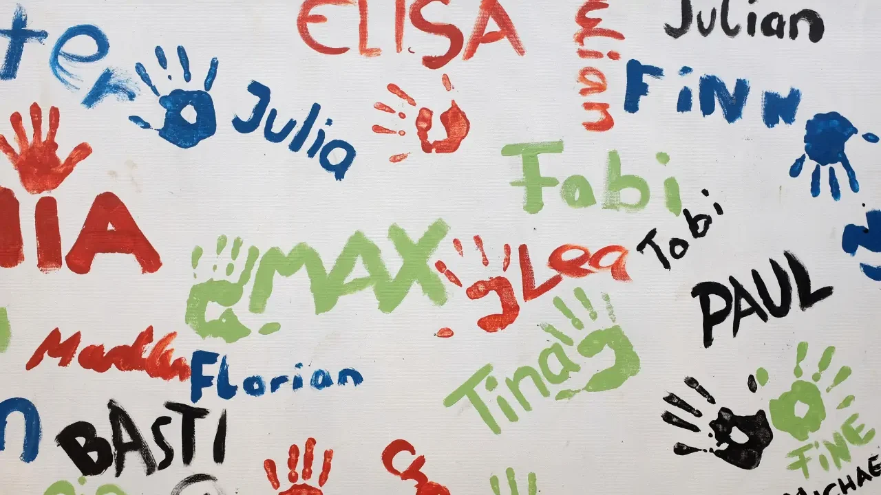 Nomi ispirati alle città: la nuova tendenza per i bambini nel 2025